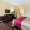 Отель Rodeway Inn & Suites, фото 20