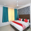Отель OYO 26119 Krishna Guest House, фото 5