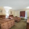 Отель Econo Lodge Inn And Suites, фото 18