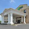 Отель Holiday Inn Express & Suites Greenfield, an IHG Hotel, фото 36