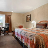 Отель EverSpring Inn & Suites, фото 3