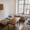 Отель Dizzy Daisy Hostel, фото 2
