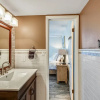Отель Dolphin Point 103B - 2 Br Condo, фото 42