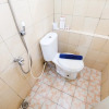 Отель Budget 2Br Green Pramuka City Apartment, фото 15
