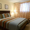 Отель North York Furnished Guest House, фото 2