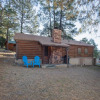Отель Pine Cabin, 2 Bedrooms, Fireplace, Midtown, Sleeps 6, фото 10