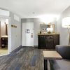 Отель Hampton Inn and Suites Santa Ana/Orange County Airport, фото 34