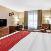 Отель Comfort Inn & Suites Cedar Rapids North - Collins Road, фото 36