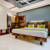 Отель Treebo Trend Shree Sai Suites, фото 6
