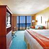 Отель Holiday Inn Express Hotel & Suites Va Beach Oceanfront, an IHG Hotel, фото 6