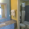 Отель Hallmarc Inn, фото 8