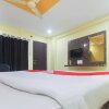 Отель Cm Residency by OYO Rooms, фото 1