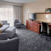 Отель Courtyard By Marriott Hartford/Windsor Airport в Виндзоре