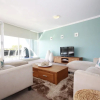 Отель Oasis, Unit 11/5 Laman Street, фото 6