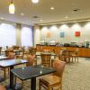 Отель Comfort Inn DFW North-Irving в Ирвинге