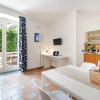 Отель Le Grand Bleu - Gioia Apartments, фото 26