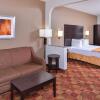 Отель Americas Best Value Inn & Suites Bastrop, фото 5