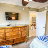 Отель Carlos Pointe 333 - Two Bedroom Condo, фото 5