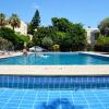 Отель 2Br Maisonette Pool Walk To Beach, фото 15