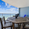 Отель Twin Palms by Book That Condo, фото 45