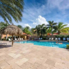 Отель Gold Coast - 2br3ba Gated Community w Pools Gym, фото 22
