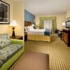 Отель Holiday Inn Express Hotel & Suites Tullahoma, an IHG Hotel, фото 5