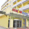 Отель Home Inn (Zibo Shiji Road), фото 1