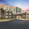 Отель La Quinta Inn & Suites by Wyndham Clearwater South, фото 1
