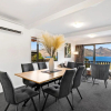 Отель Town Centre Location With Stunning View - Unit 8, фото 9