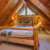 Отель Secluded Escape - One Bedroom Cabin, фото 15