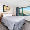 Отель Lakefront Living At Remarkables - East, фото 2