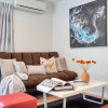 Отель Bright 3 Bedroom near St Lukes Mall 3, фото 20