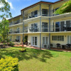 Отель Cairns Queenslander Hotel & Apartments, фото 1