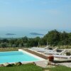 Отель Di Colle In Colle - Country House with Private Pool, фото 6