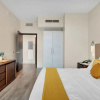 Отель Modern Resort Terrace- Up To 6 Near Beach, фото 5