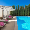Отель House Rose With Private Pool And Garden, фото 17