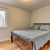 Отель Newark Apartment ~ 5 Mi to Turtle Back Zoo!, фото 4