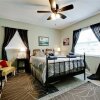 Отель Venice Harbor 604 - One Bedroom Home, фото 18