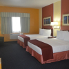 Отель Howard Johnson Suites Central, фото 4