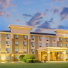 Отель La Quinta Inn & Suites by Wyndham Midwest City - Tinker AFB, фото 1