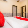 Отель Nivara By OYO Rooms, фото 15