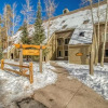 Отель Remodeled and Oversized 2-bedroom Condo in West Keystone With Mountain Views, Pool, hot tub & Shuttl, фото 16