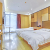 Отель Mr.Vinegar Hotel, фото 1