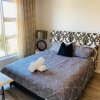 Отель Immaculate & Central Apartment in Houghton, фото 7