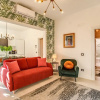 Отель AwesHome White Mirror Apartment&Terrace, фото 3