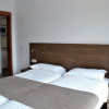 Отель Apartamentos Montemayor, фото 2