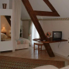 Отель Hostellerie Domaine de Montgivroux, фото 5