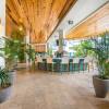Отель Margaritaville Beach Resort Grand Cayman, фото 20