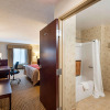 Отель Comfort Inn & Suites Cambridge, фото 3
