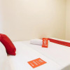 Отель RedDoorz near Fernwoods Garden Quezon City, фото 14